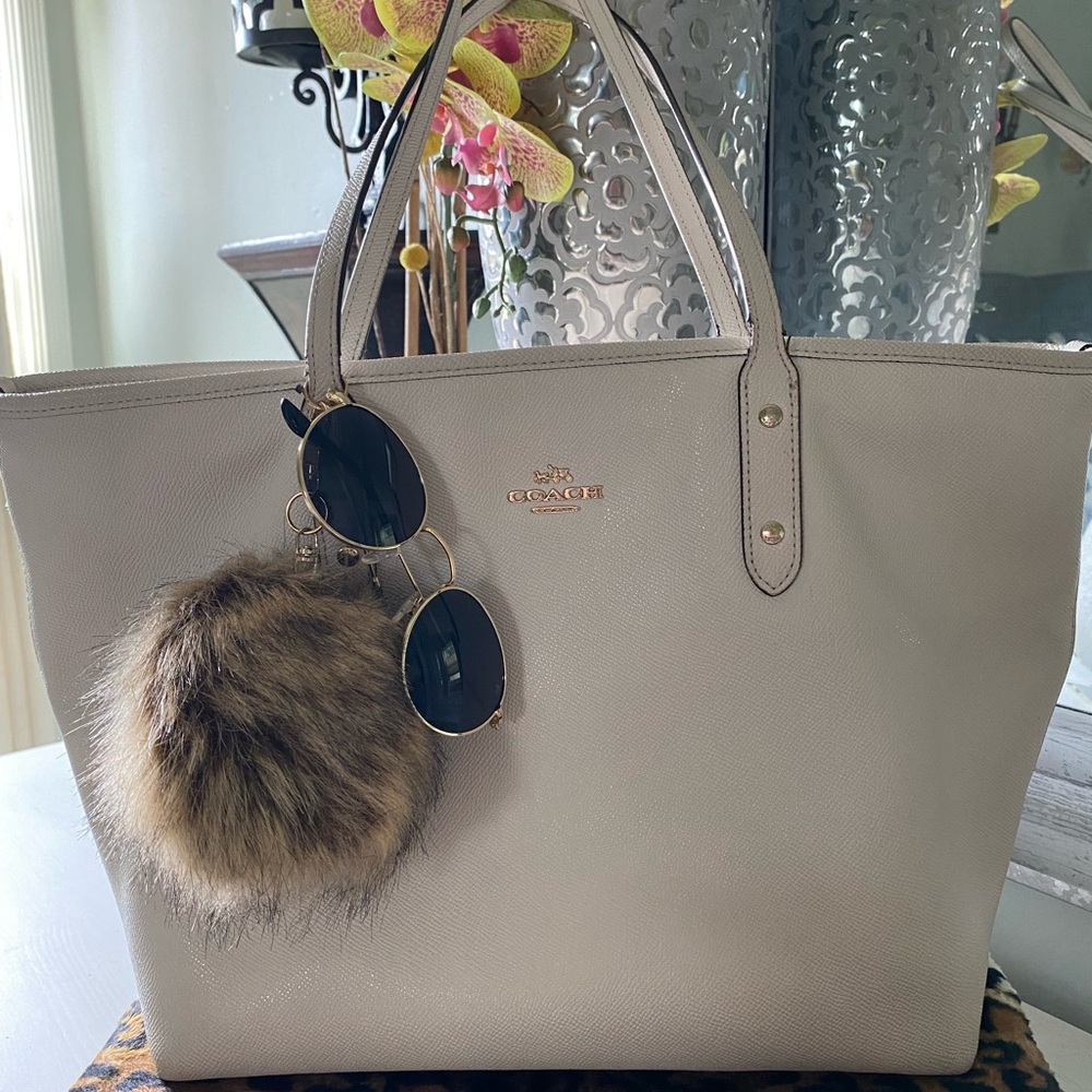 Authentic Coach Tote